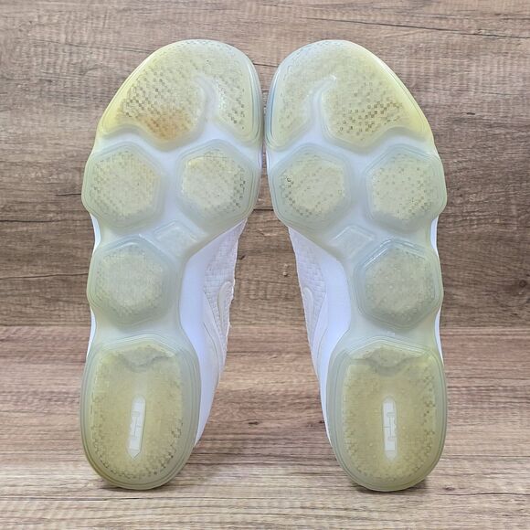 Nike Lebron XIV 14 Low Men's Size 11 White Basketball Sneakers (878636-101) - Picture 8 of 9